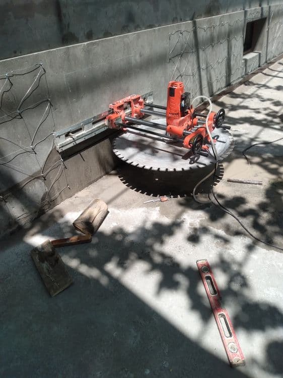 Almazniy rezka beton kesish xizmati — 2