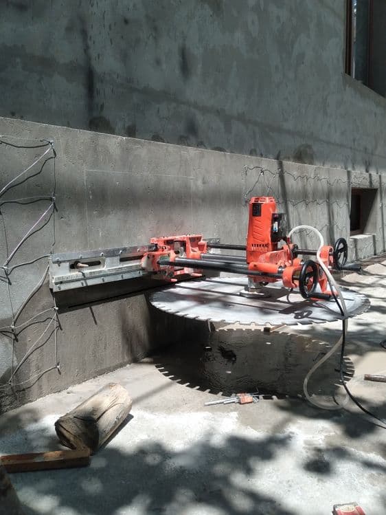 Almazniy rezka beton kesish xizmati — 3