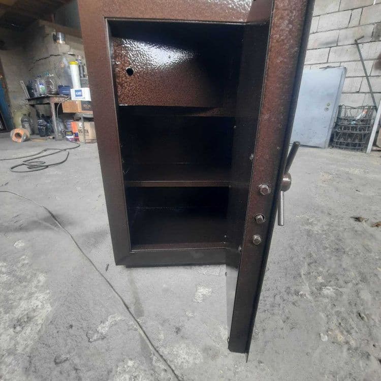 сейф металлический 750x450x350  сейф стеллаж метал шкаф от первых рук — 2