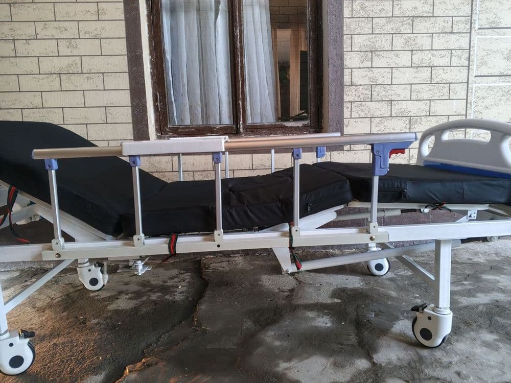 Многофункциональная медицинская кровать с функцией туалета! Кровать МЕ — 2