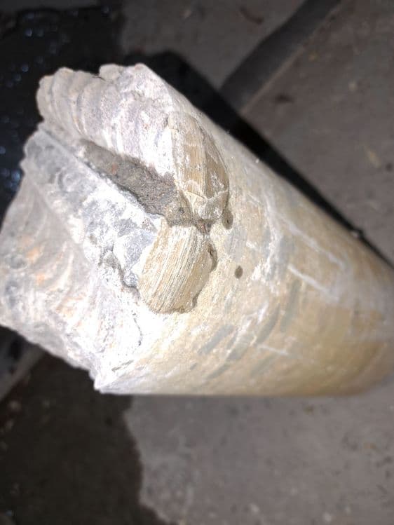 Beton devor teshish — 3