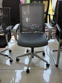 Ofis kreslo sotiladi