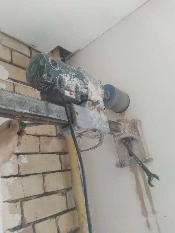 Almazniy rezka beton kesish teshish ishlari — 3