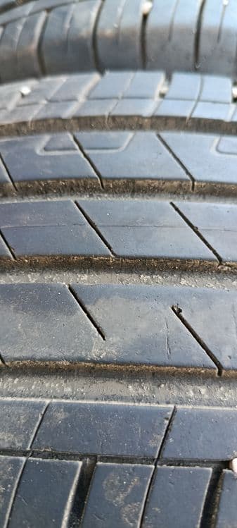 Продаются шины Good Year 215/55R17 2025 — 4