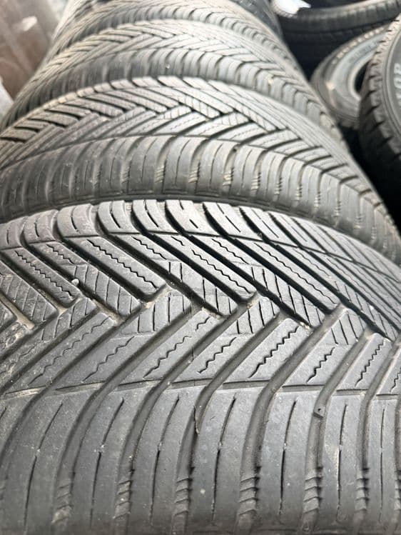 HANKOOK KNERGY 245/45/20 donaga bor