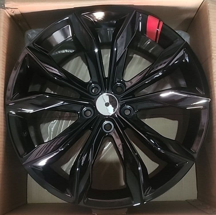Malibu 2 Premier diska 17R 5/115 — 4