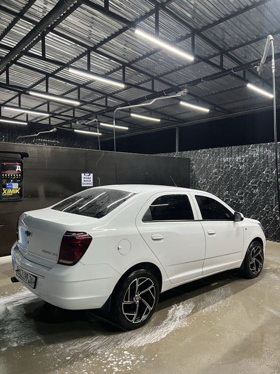 17diska balon bentley 215/60/17 — 3