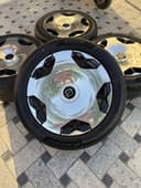 Zeekr X9 arginal 285/45/22 diska balon yengi treilerda kegan maasla