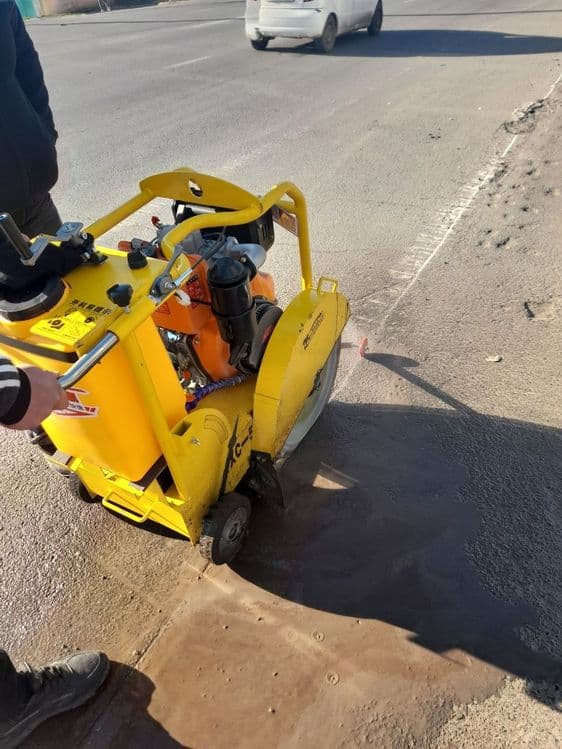 Asfalt beton kesamiz xizmatimiz kafolatlangan 
Mirojat uchum tel 
93 6 — 1
