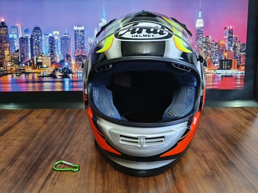 Мото шлем от Японского бренда ARAI QUANTUM e — 3