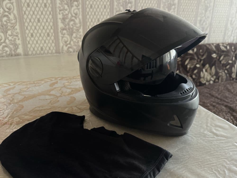 Продается шлем Shlem Sport Bike H2R R1 Hp4 покупали в Германии — 3