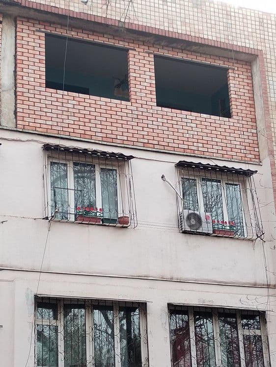 Balkonga g'isht teramiz.Kladka balkon.Керпичая кладка балканов — 1