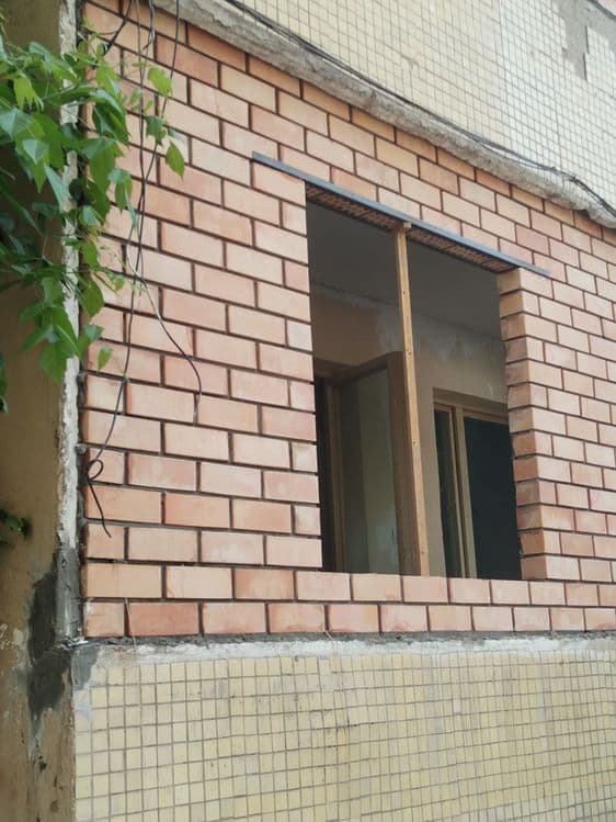 Balkonga g'isht teramiz.Kladka balkon.Керпичая кладка балканов — 4
