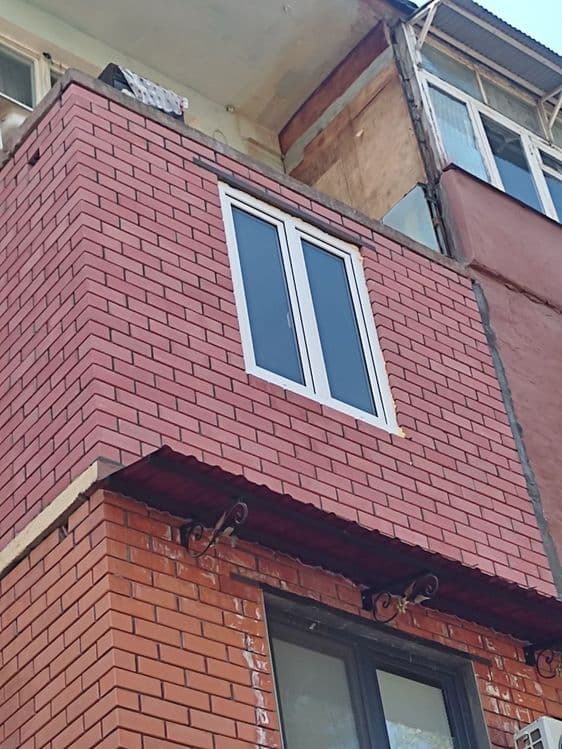 Balkonga g'isht teramiz.Kladka balkon. Керпичная кладка — 6