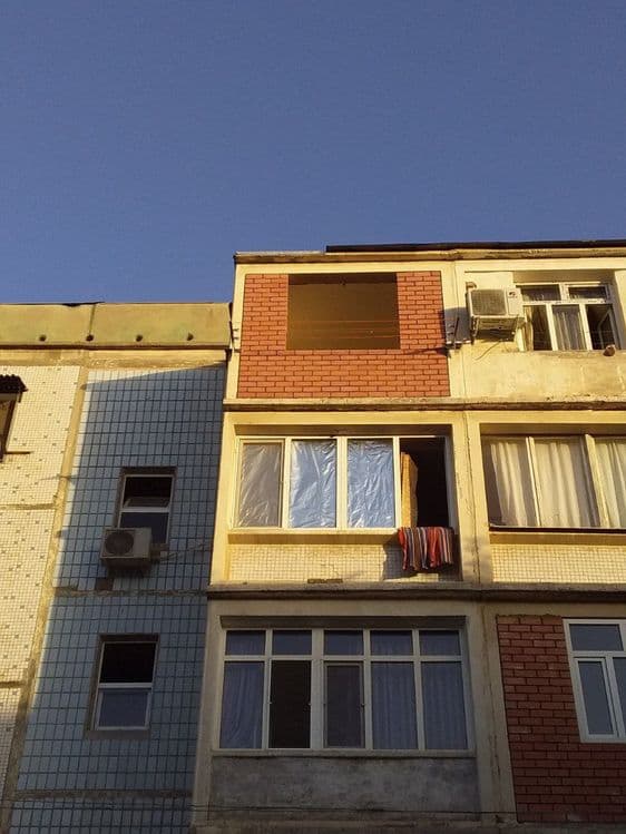 Balkonga g'isht teramiz.Kladka balkon.Керпичнач кладка балканов — 2