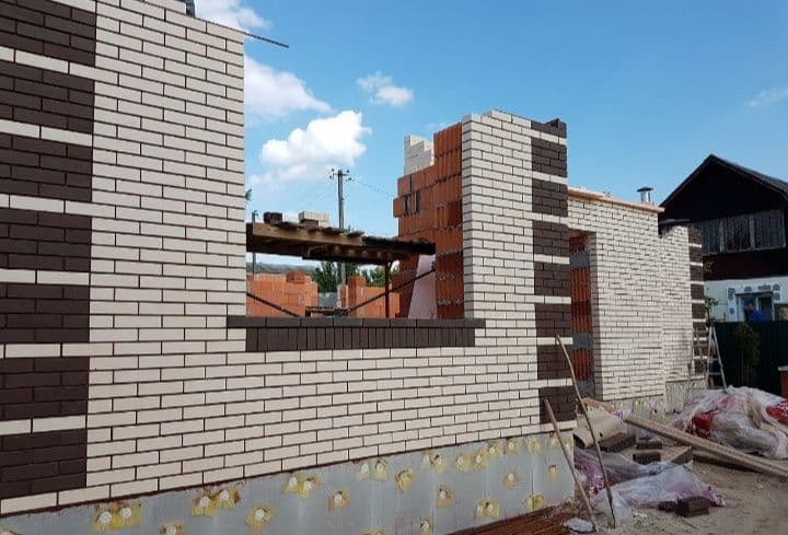 Balkonga g'isht teramiz.Kladka balkon.Керпичная  кладка балканов — 1