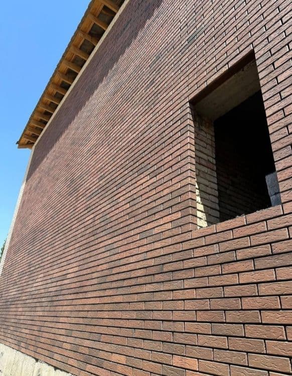 Balkonga g'isht teramiz.Kladka balkon.Керпичная кладка балканов — 1