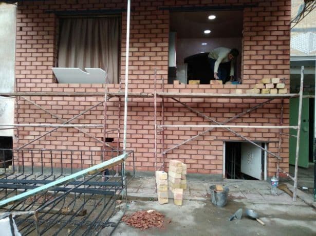 Кладка балкона КИРПИЧОМ. Под расшивку + Утипление БАЛКОН. Гишт терамиз — 2