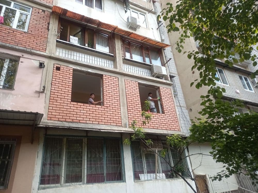 Гишт терамиз балконга — 1