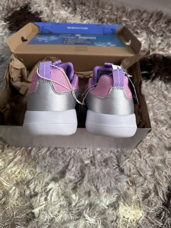 Оригинал новые кроссовки Skechers на девочку 36-37 — 3