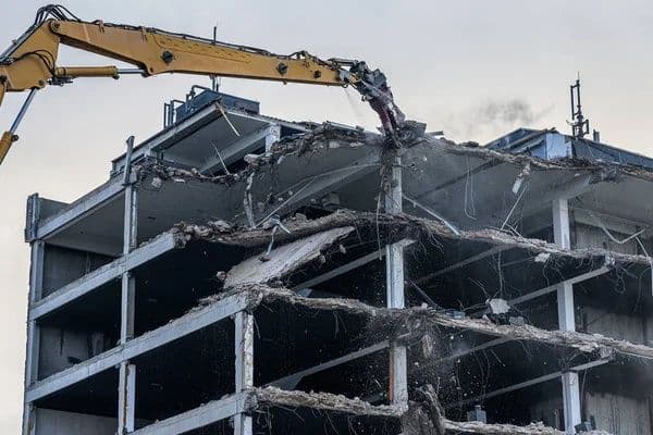 Зданяларни бузиш кесиш ишларини олиб борамиз олиб чикиш плиталарни кес — 4