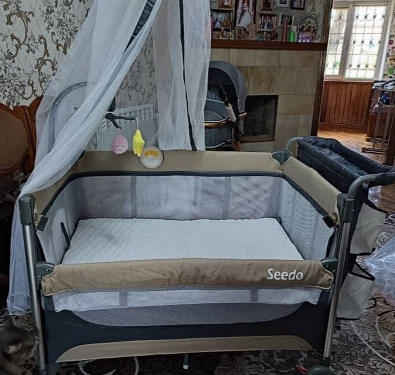 Кровать детская + матрас.Цена окончательная — 2