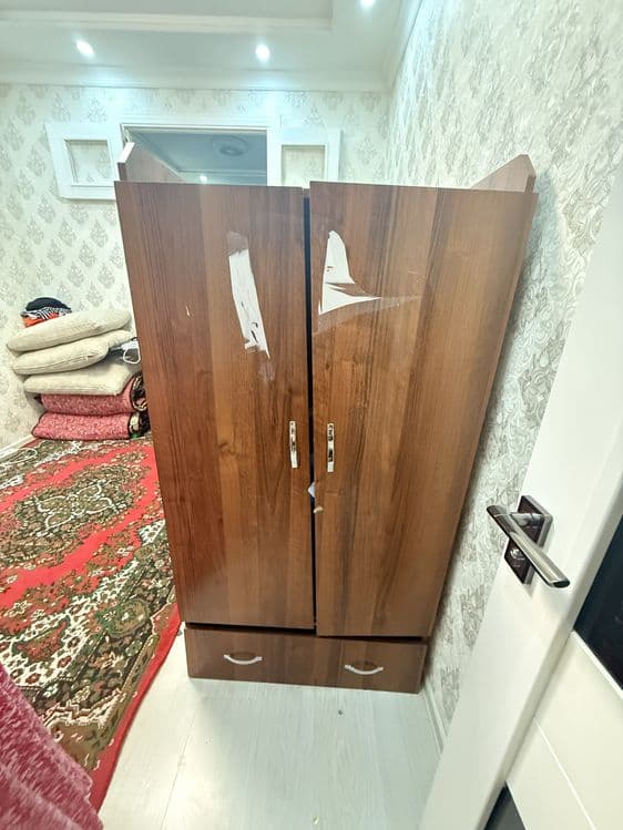 Двухяростная кровать с матрасом — 3