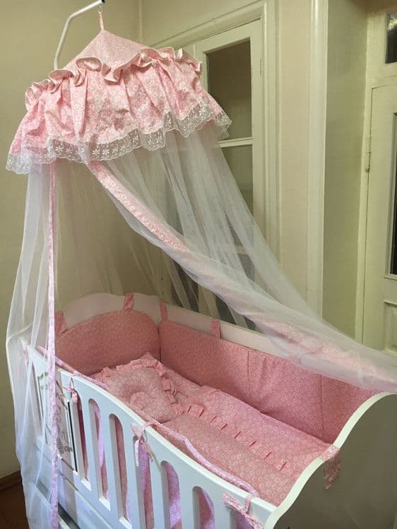 Детская кровать от бренда Chicco. Цена 200$ — 2