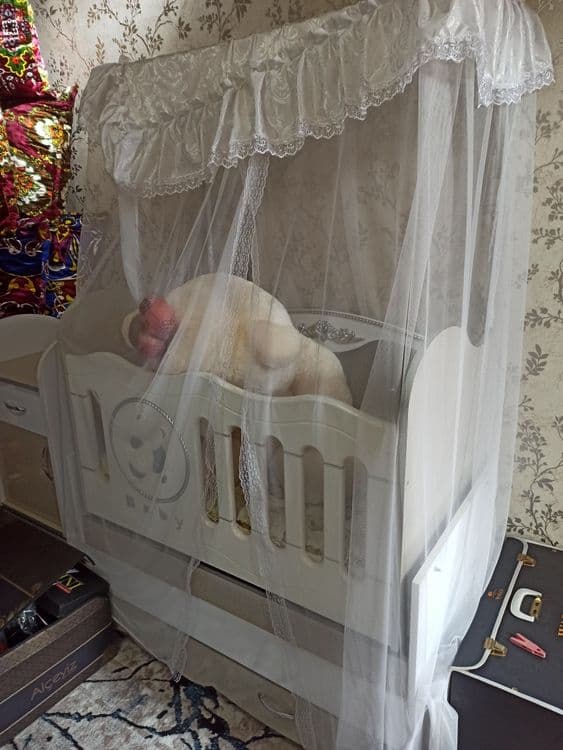 Йанги манеж сотилади — 1