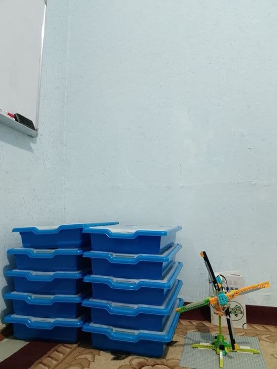 Konstruktor Lego Wedo -2.0   Robototexnika — 2