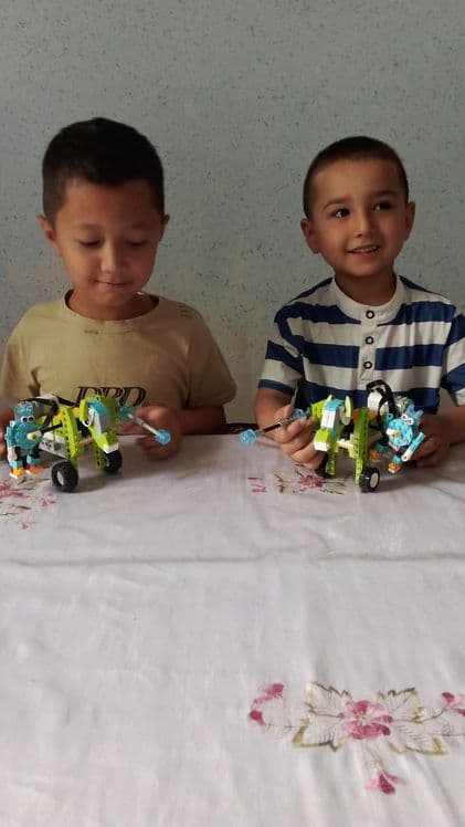 Konstruktor Lego Wedo -2.0   Robototexnika — 4