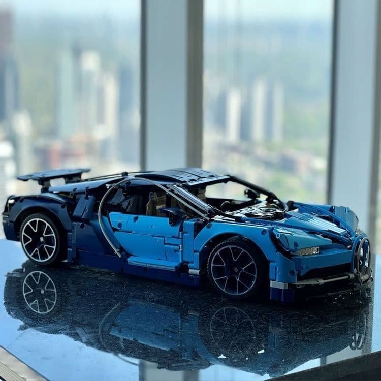 Конструктор LEGO Bugatti Chiron — 2
