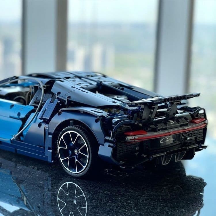 Конструктор LEGO Bugatti Chiron — 4