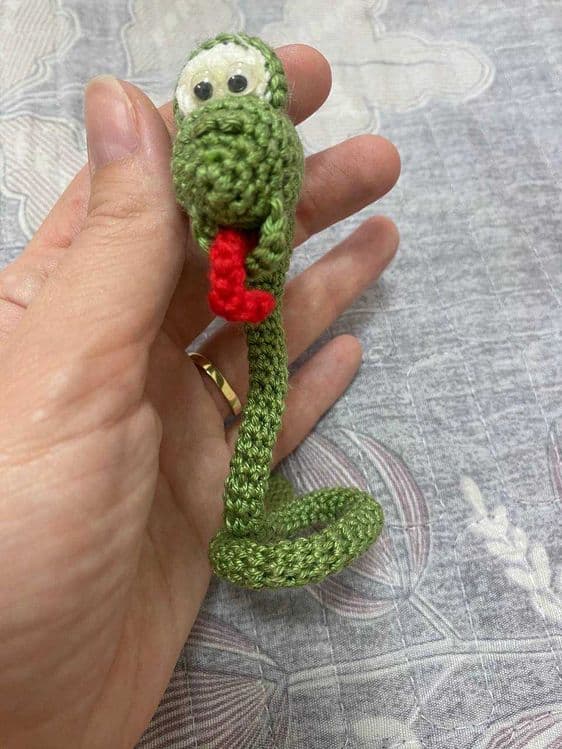 Вязаная игрушка Змейка — 1