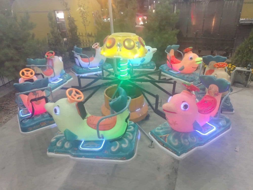 Batut karusel atraksion — 3