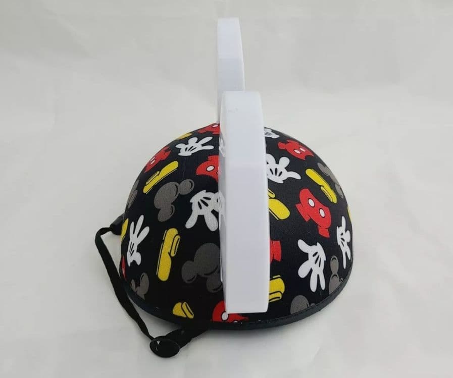 Фирменная Disney Mickey Mouse шапка,шляпа,ночник светящиеся ушки. — 2