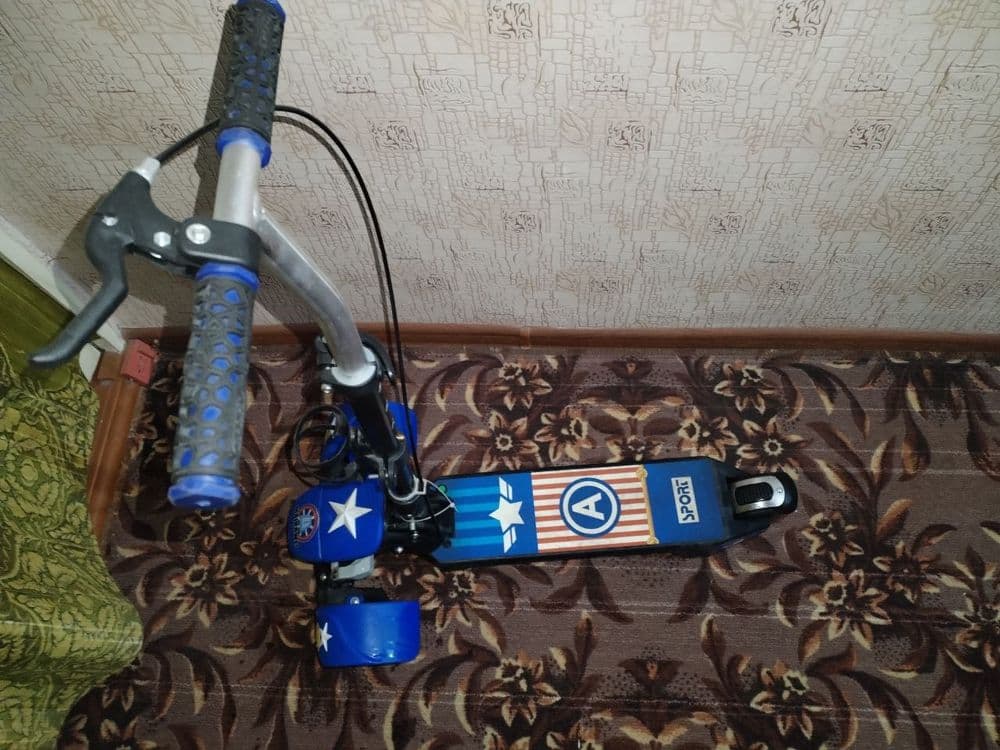 Самокат в отличном состоянии — 3