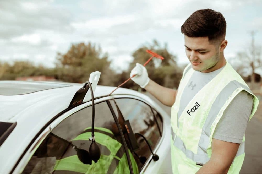 Avtoelektrik va eshik ochish xizmatlarini taklif qilamiz.24/7 — 3