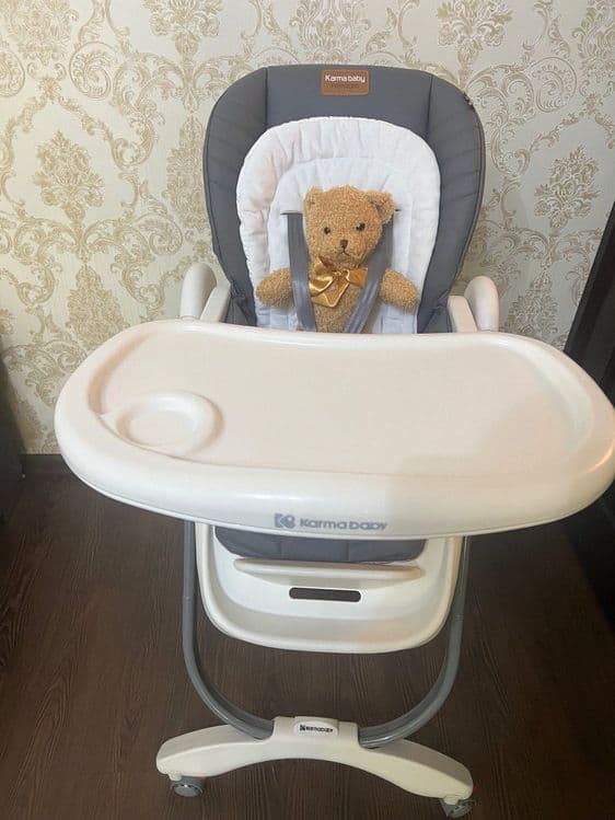 Стульчик для кормления фирмы Karma baby — 1