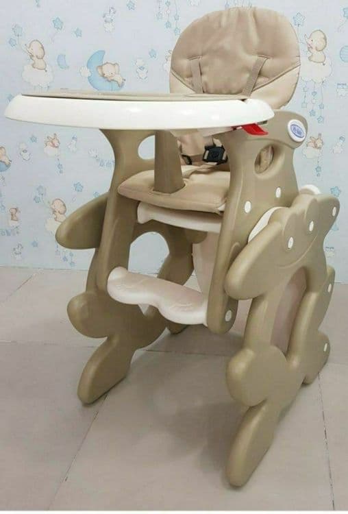 стульчик для кормления много функций. Состояние отличное. Можно стол — 1