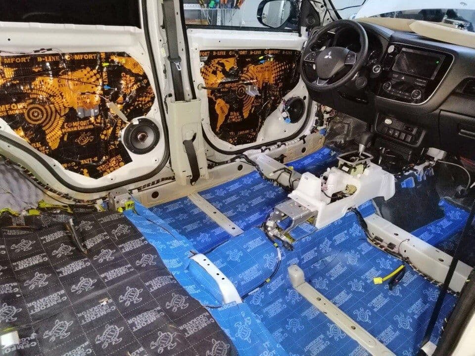Химчистка  салона  авто  полировка  авто  кузов  Аксия  600000 сум — 5