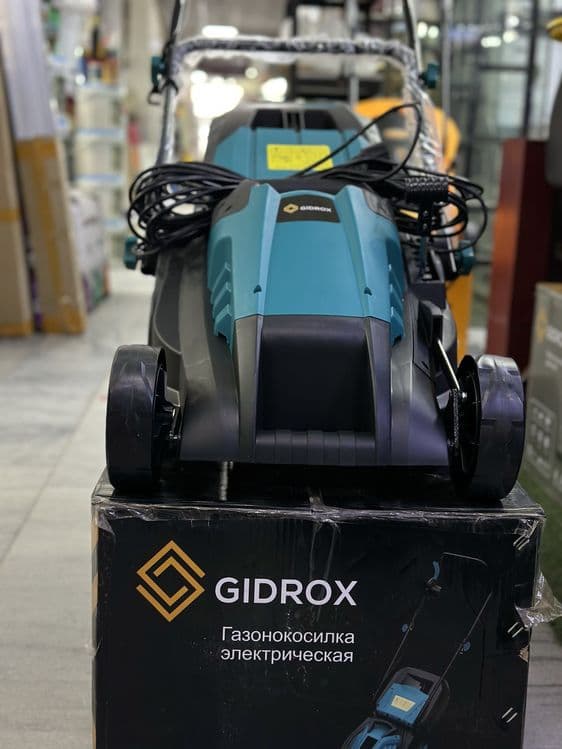Gazanakasilka gazonakasilka  1400 w — 2