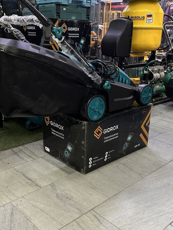 Gazanakasilka gazonakasilka  1400 w — 6
