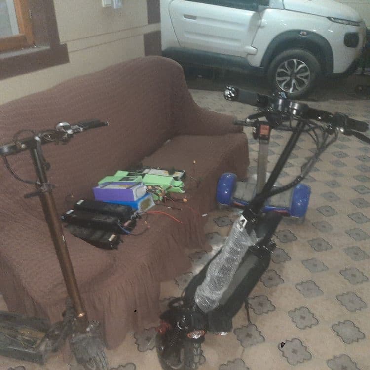 Ремонт Akumulyator Samakat skutr samokat bike Remont elektrotransport — 1