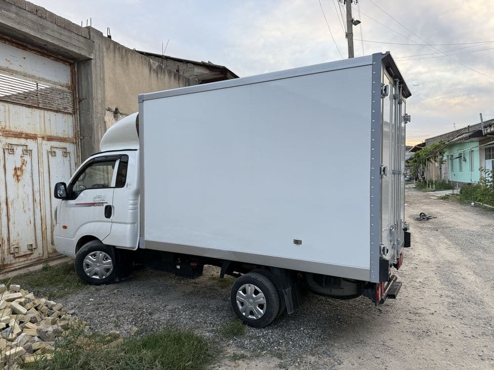 KIYA BONGO 1 ton xizmata — 2
