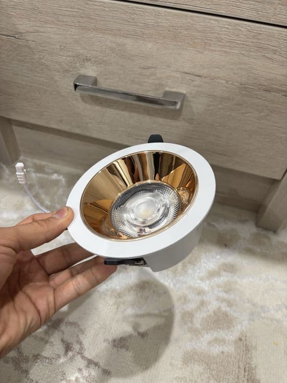 LED galogen lampochka (uy uchun) sotiladi — 2