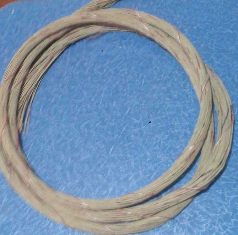 Электрическая вилка, провод и тройник розетки — 5