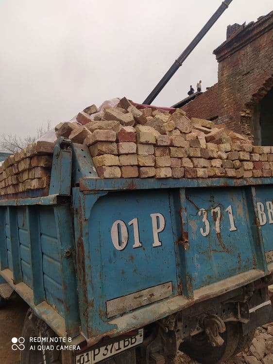 Pishgan g'isht bor 500 som dastavka bor — 3