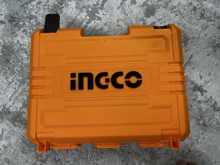 Продаю Шуруповерт INCCO — 1