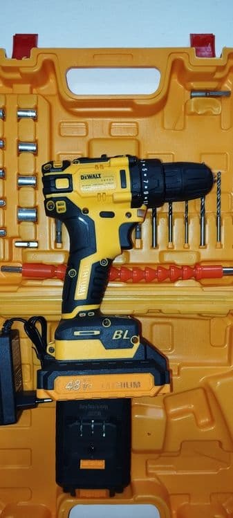 Шуруповерт DeWalt 48V PRO — 1